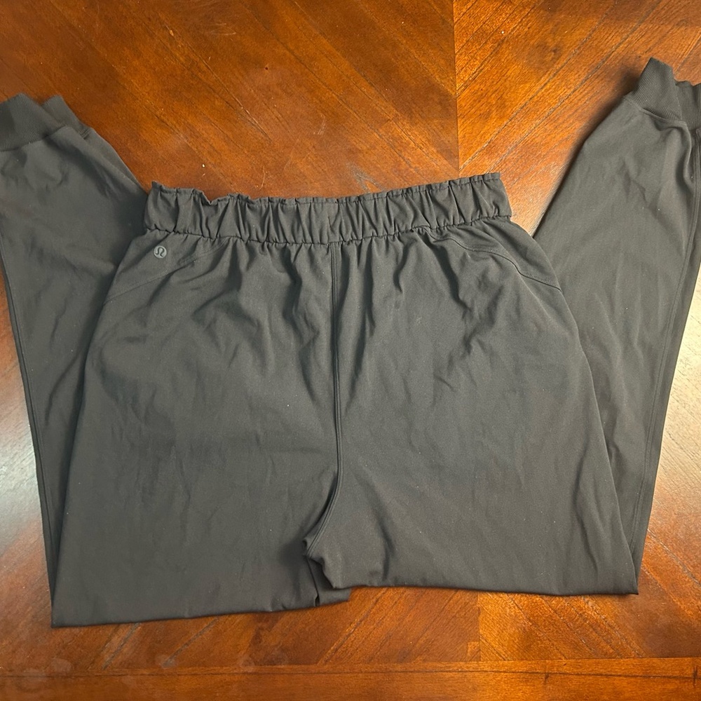 lululemon athletica black drawstring joggers - Picture 9 of 10